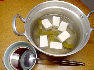 手軽に　湯豆腐