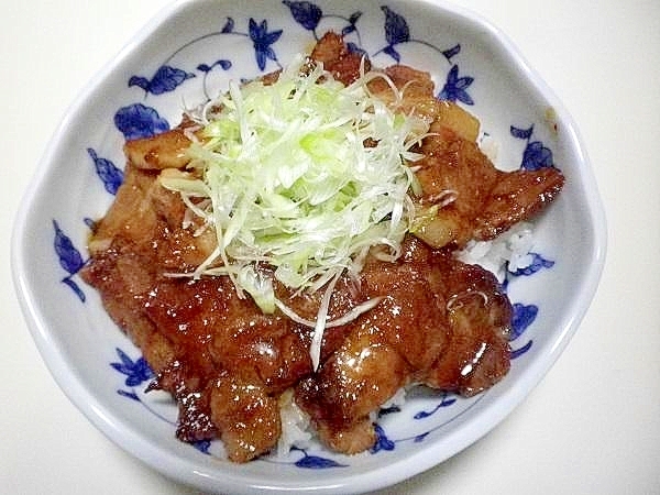 焼肉用豚肉で豚丼