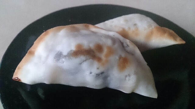 餃子の皮でチョコバナナパイ