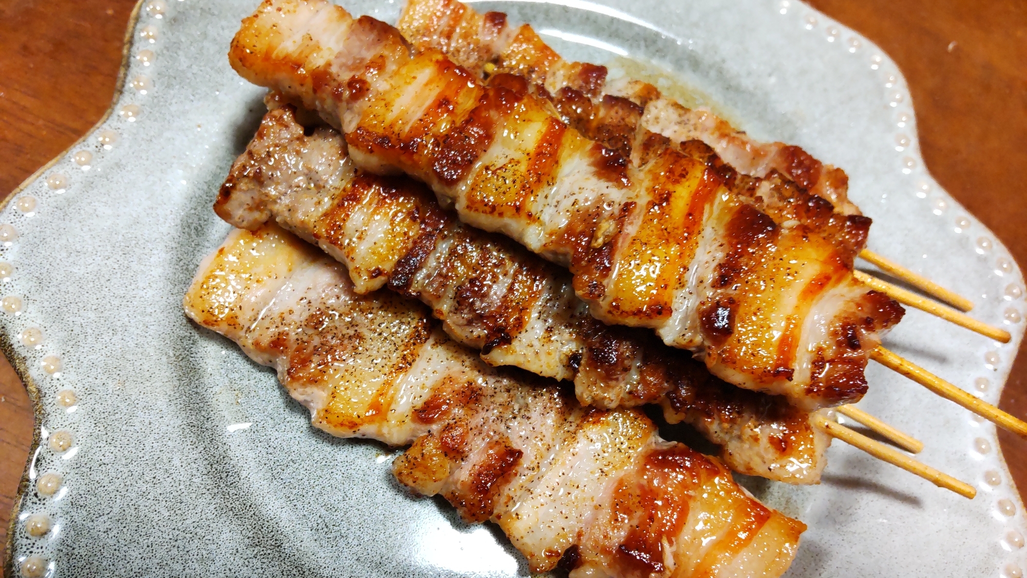 おうち居酒屋 豚バラ串 塩こしょう レシピ 作り方 By うろちょろ 楽天レシピ おうち居酒屋 豚バラ串 塩こしょう レシピ 作り方 By うろちょろ 楽天レシピ