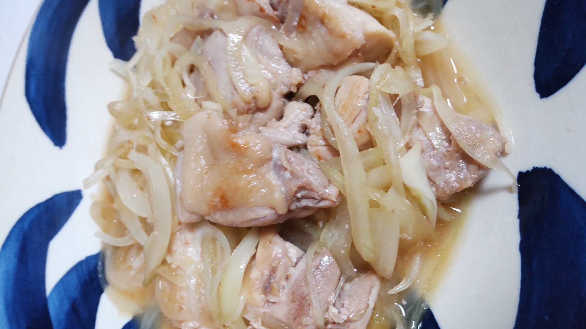 新玉ねぎと鶏もも肉の炒め物☆