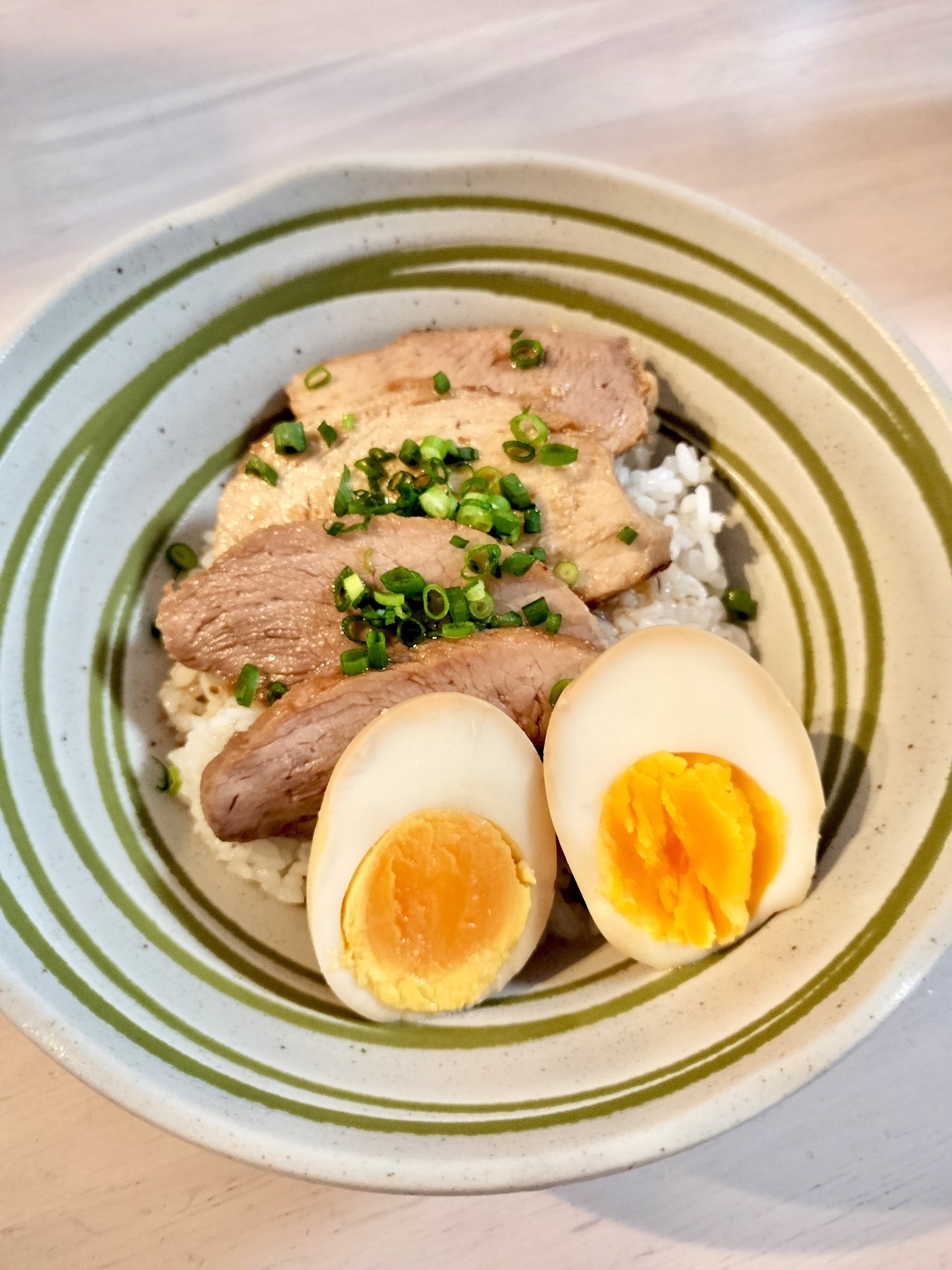 〚糸なしネギなし〛初心者が作ったチャーシュー丼