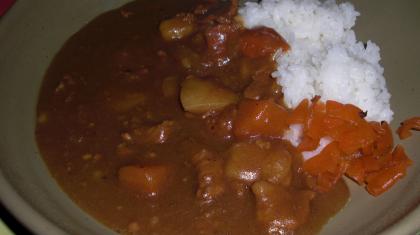 カレー粉で作るこくうまカレー