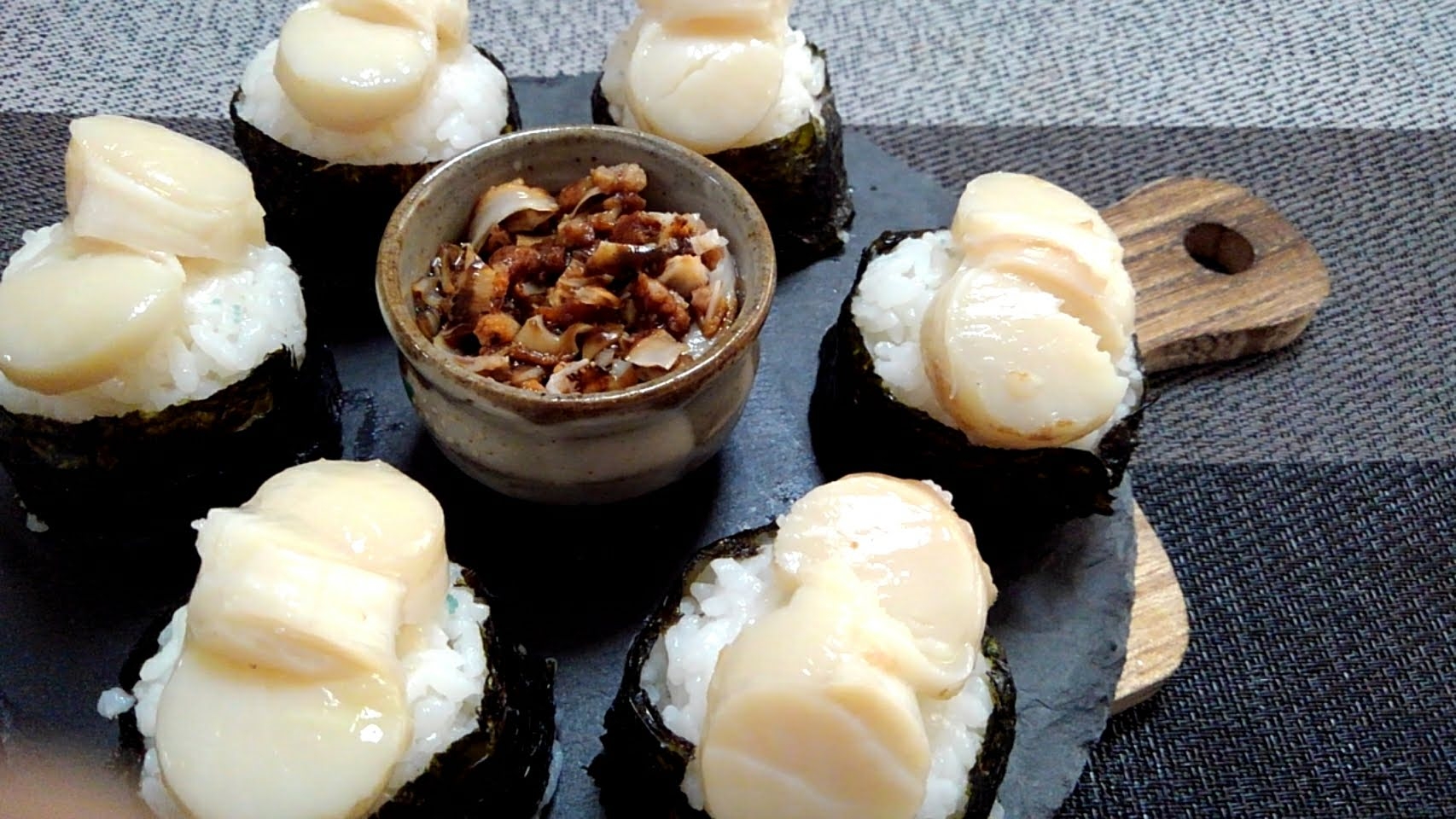 生食用の冷凍帆立を使用した韓国のりおちょこ寿司 レシピ 作り方 By かんたんれぴこ 楽天レシピ