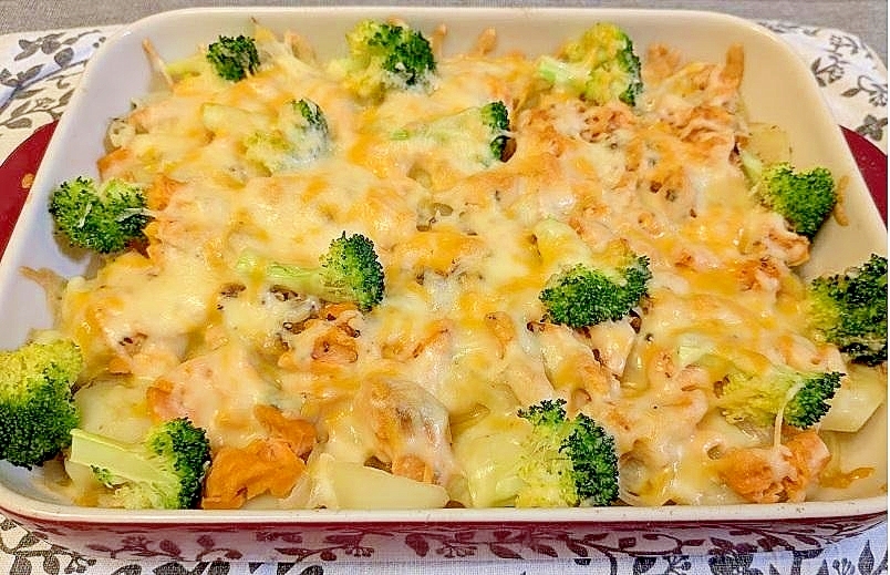 鮭缶とじゃがいもで作る簡単オーブン焼き
