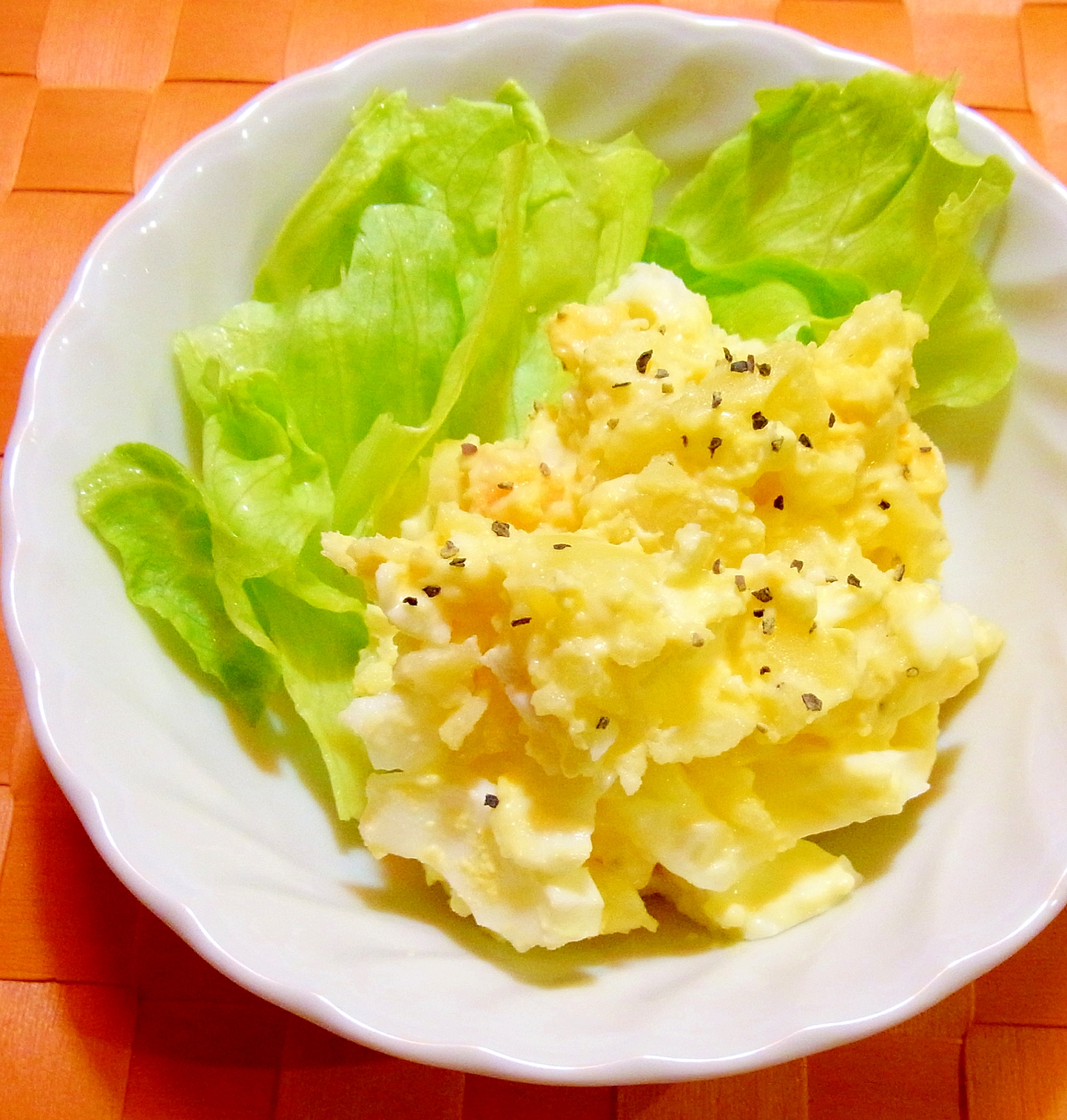 茹で卵とクリームチーズのポテトサラダ