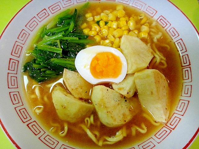 ポテトとほうれん草コーンの味噌ラーメン