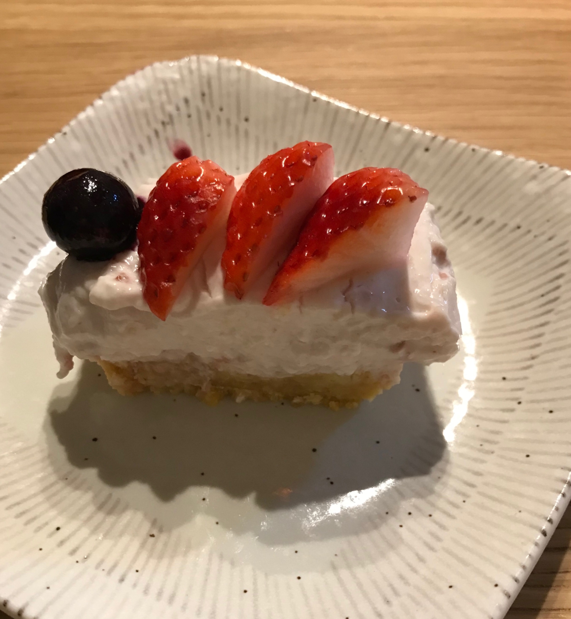 ストロベリーヨーグルトケーキ