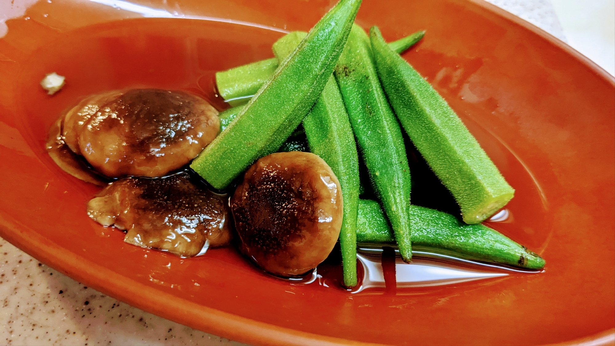 おくらとしいたけの煮物(⁠^⁠^⁠)