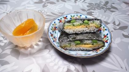 お弁当 おにぎらず 巻かない味付け海苔巻き レシピ 作り方 By まかろん 楽天レシピ