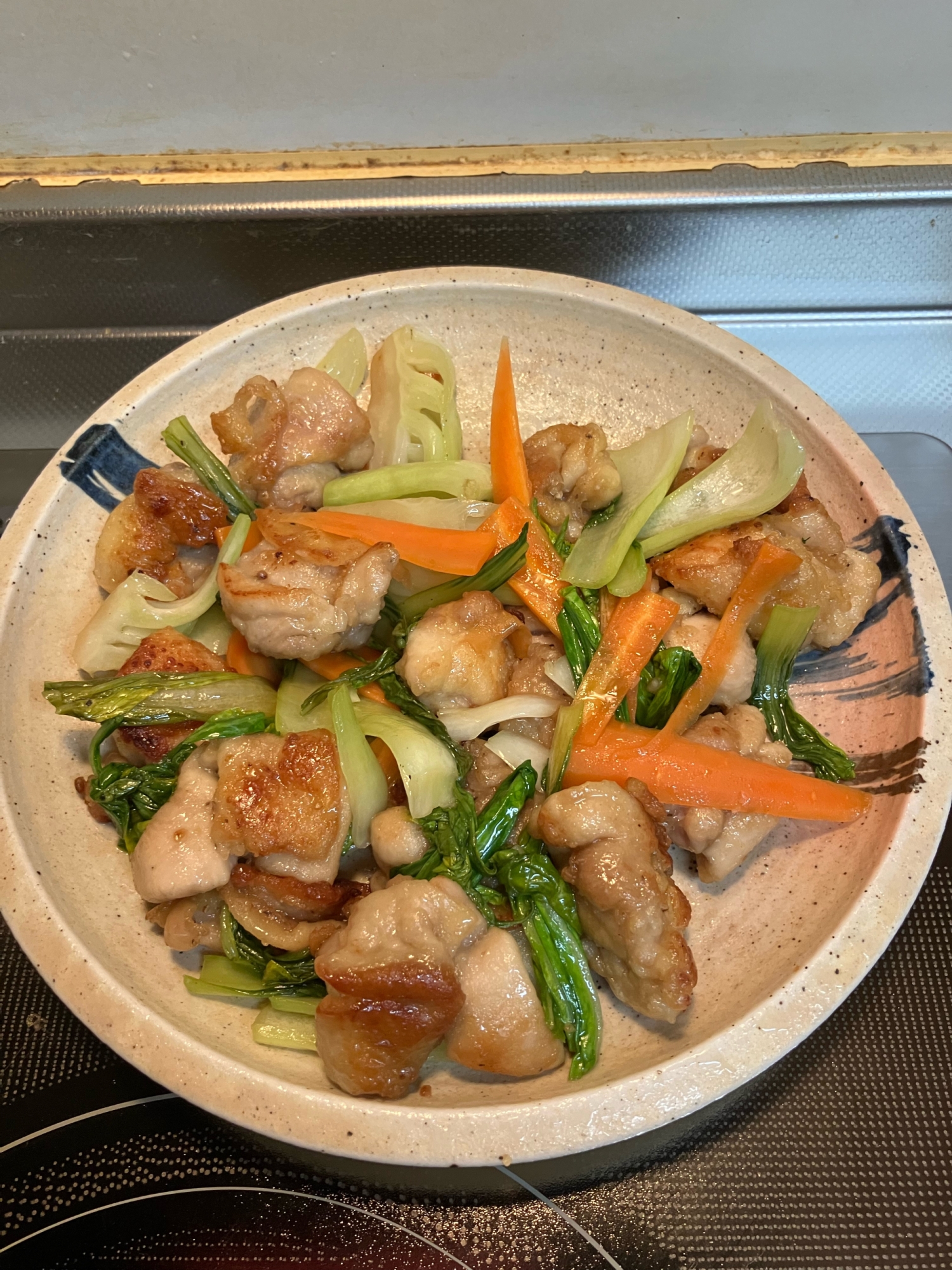 鶏肉と青梗菜と人参のうま唐揚炒め^_^