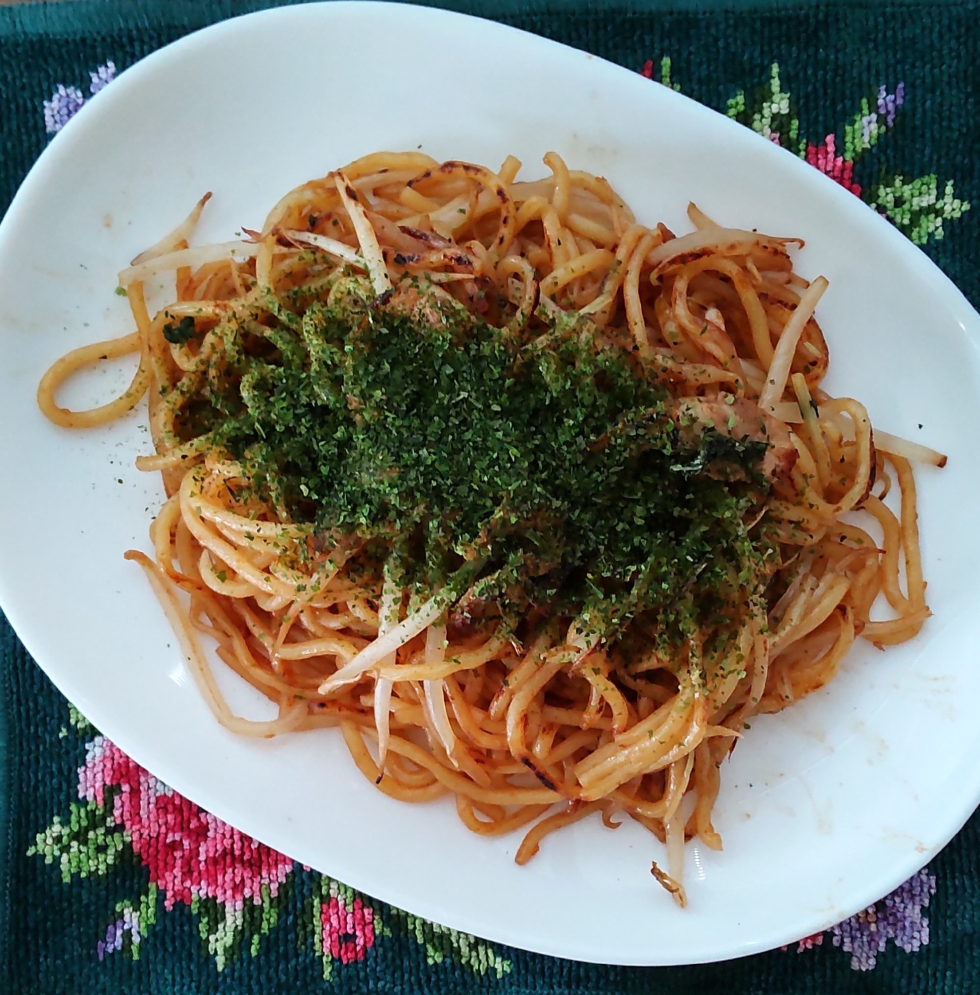 青のりたっぷり！太麺焼きそば♪