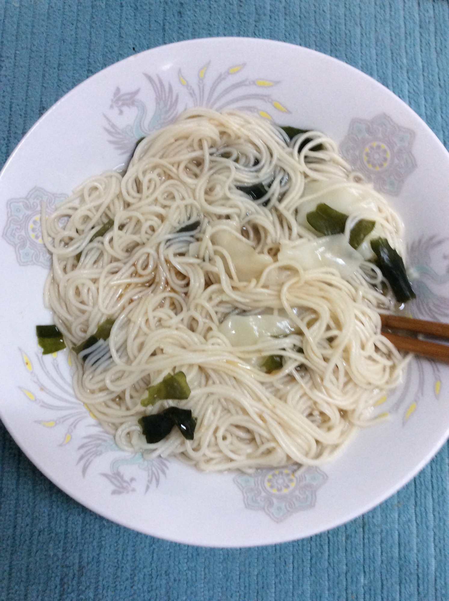 餃子の皮入り♪おそうめん