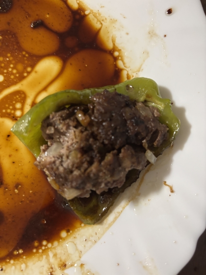 チーズ入りピーマンの肉詰め