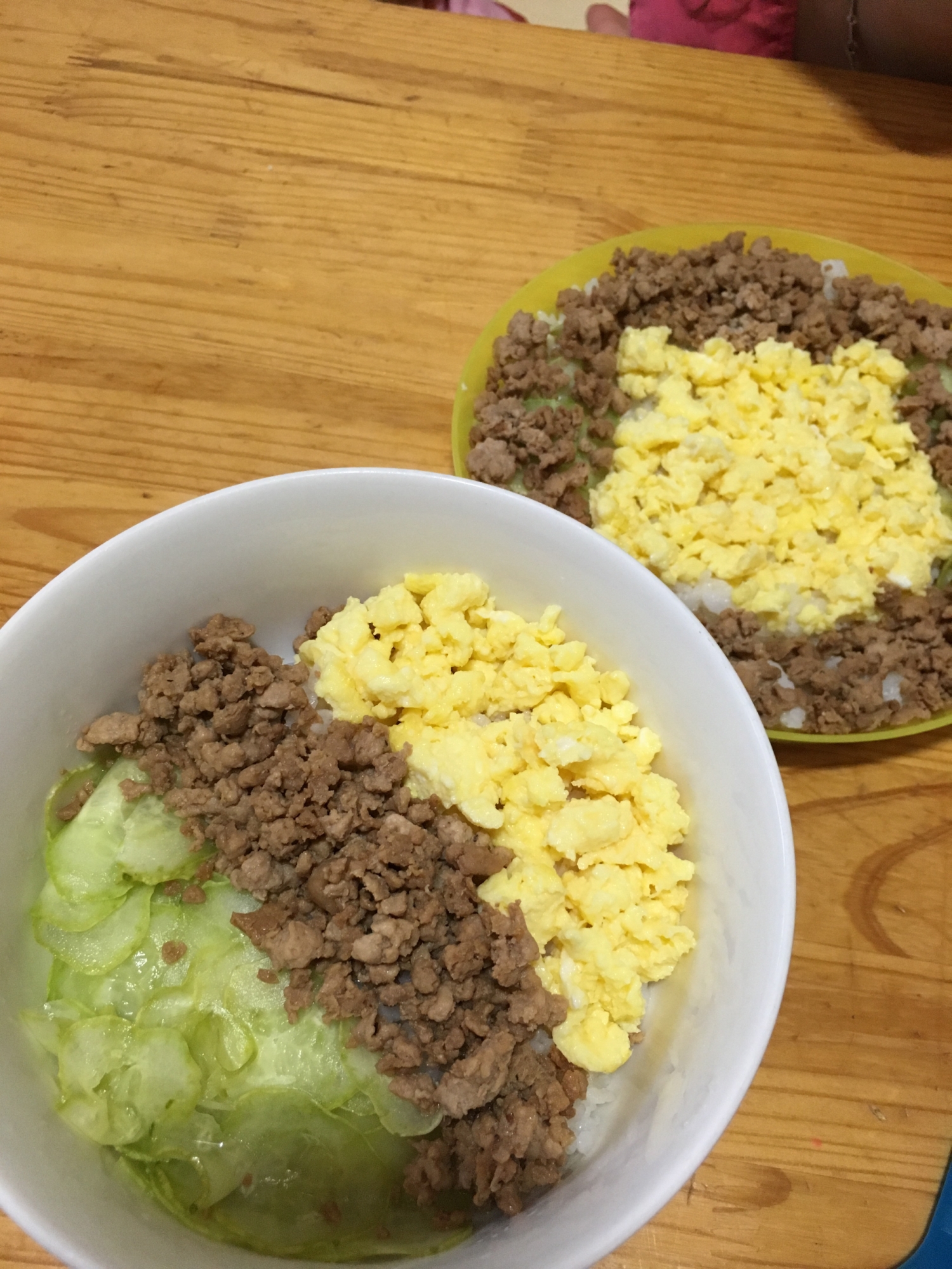 三色丼(子供と作る)