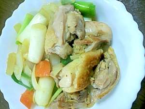 唐揚げ粉で簡単味付け。鶏モモ肉とネギの炒め物