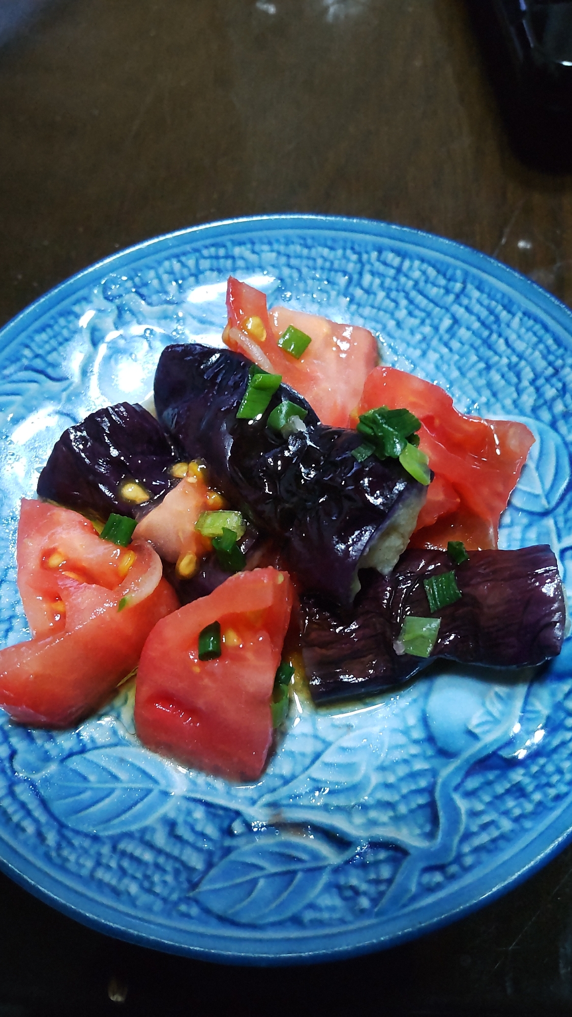 トマトと茄子のごま油風味