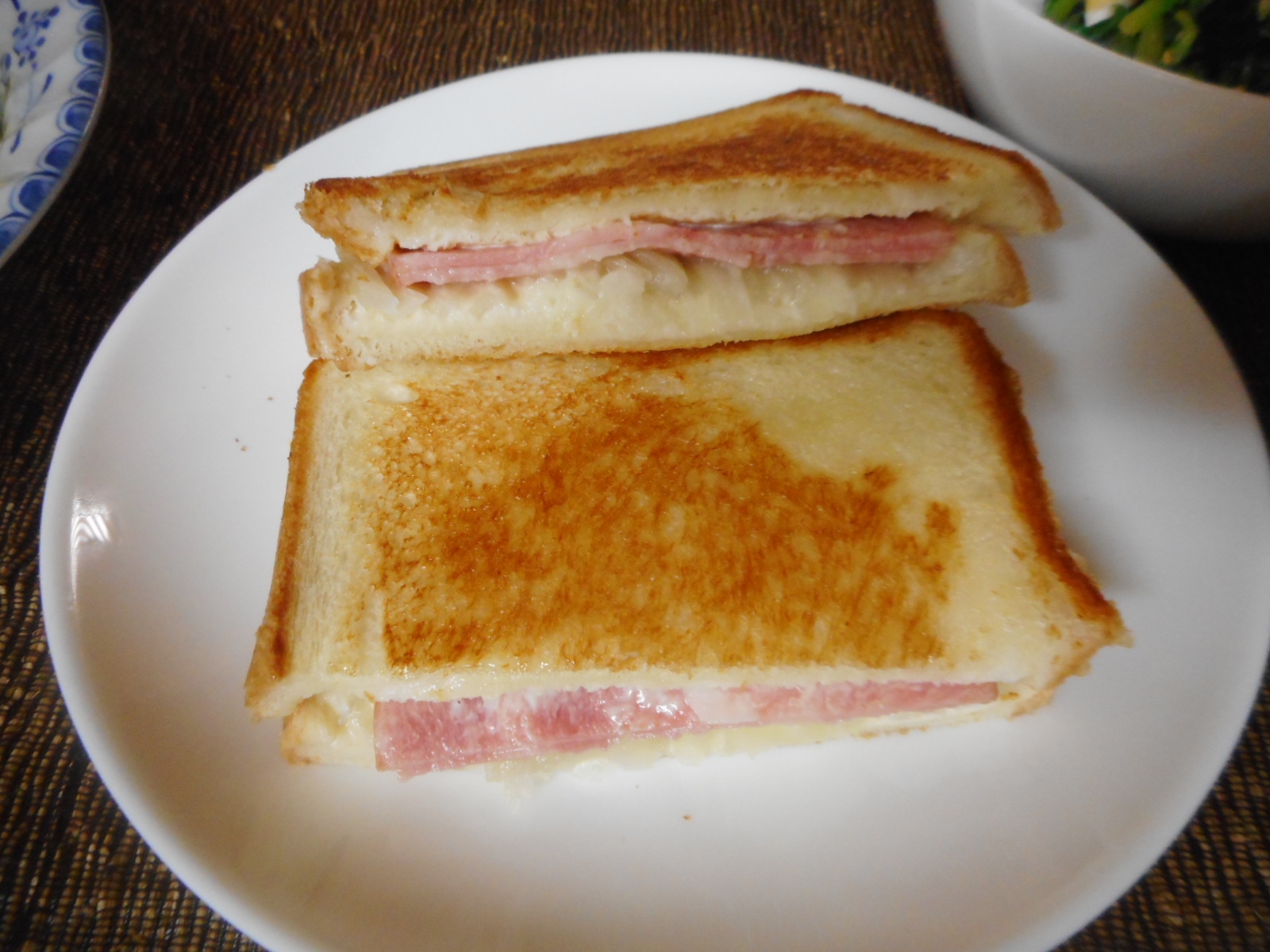 マッシュポテトとハムのホットサンド