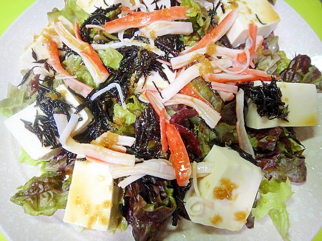 豆腐とひじきカニカマのサラダ