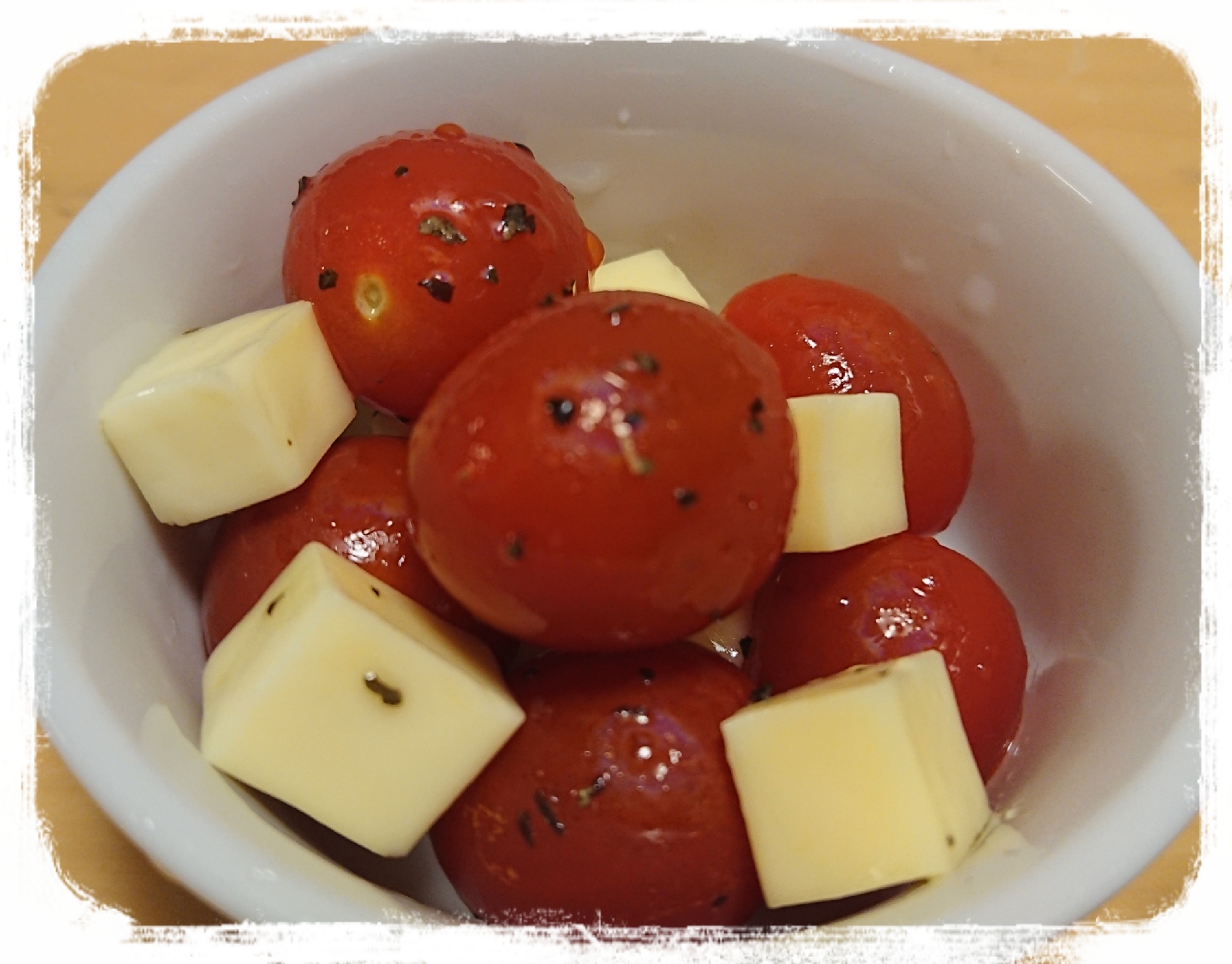 らっきょう酢使用☆ミニトマトとチーズのマリネ