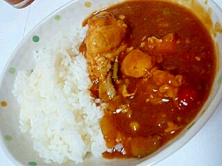 圧力鍋でお肉ホロホロ☆手羽元とトマトのカレー