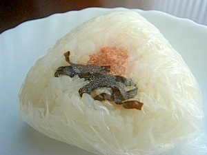 暑い夏は 焼きたらこ 塩昆布おにぎり レシピ 作り方 By Sundisk 楽天レシピ