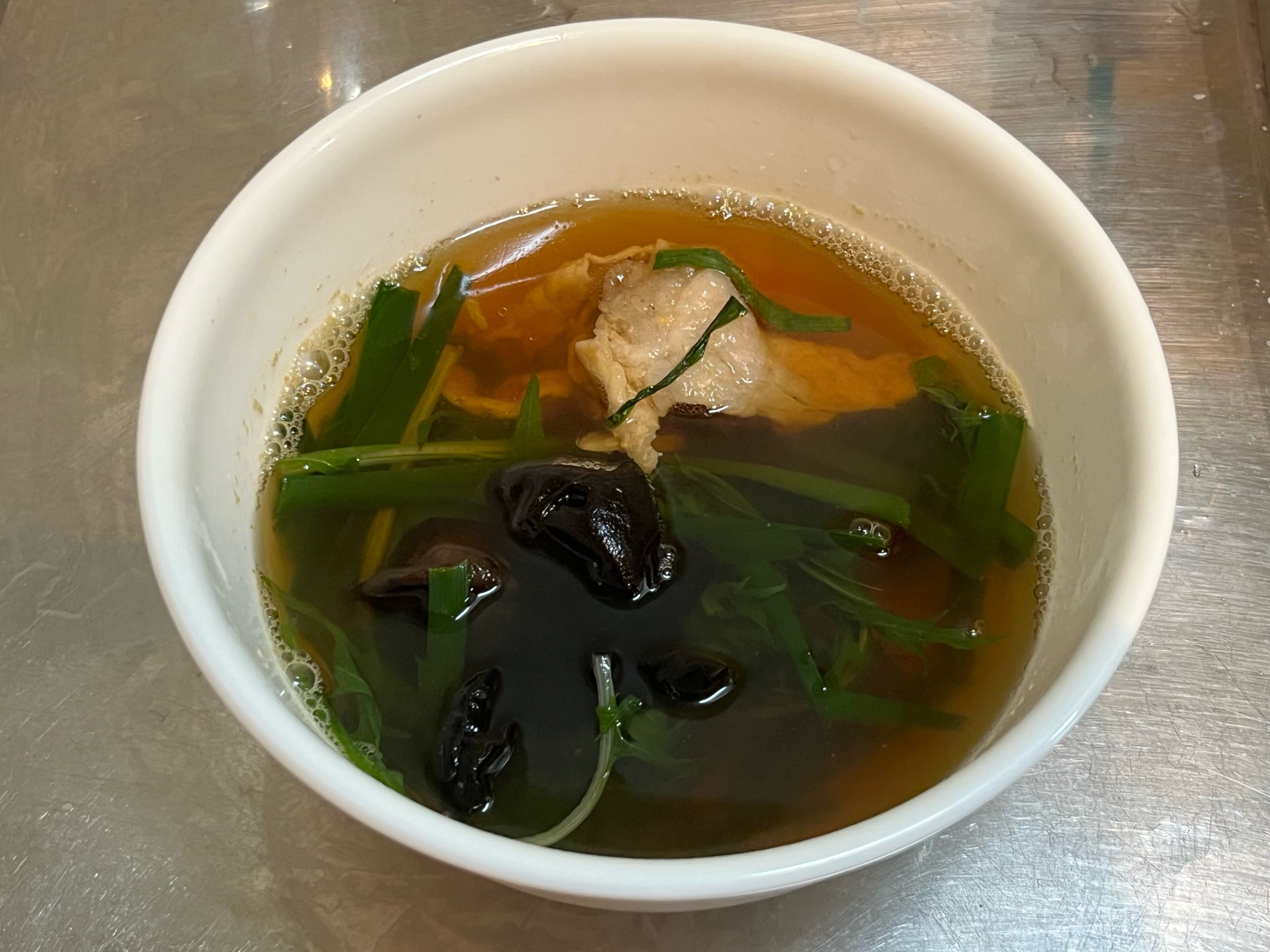 キクラゲとニラと水菜の鍋風スープ