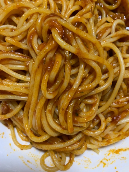 タバスコでピリ辛のトマトパスタ