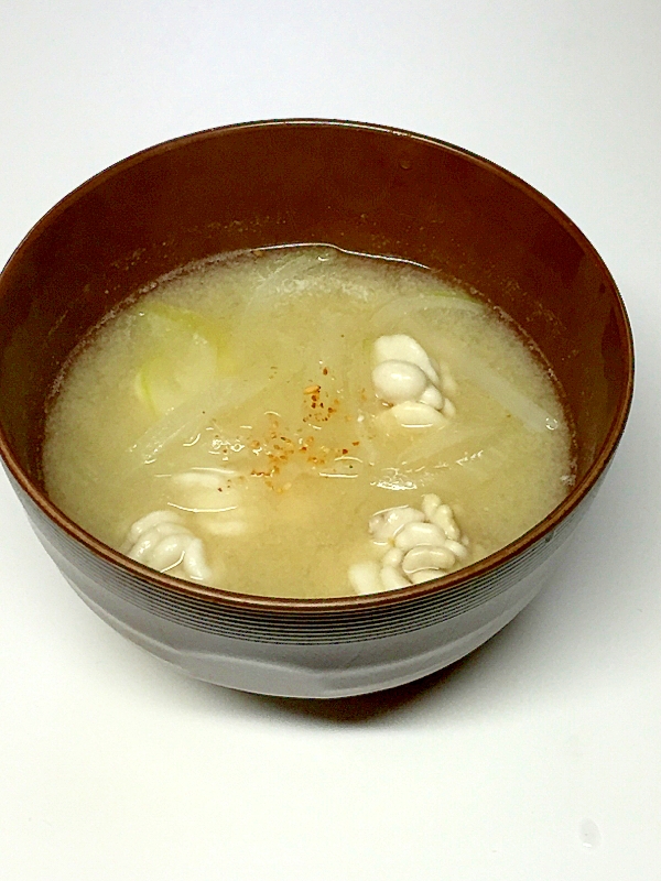 白子と玉ねぎのお味噌汁 レシピ 作り方 By まかろん 楽天レシピ