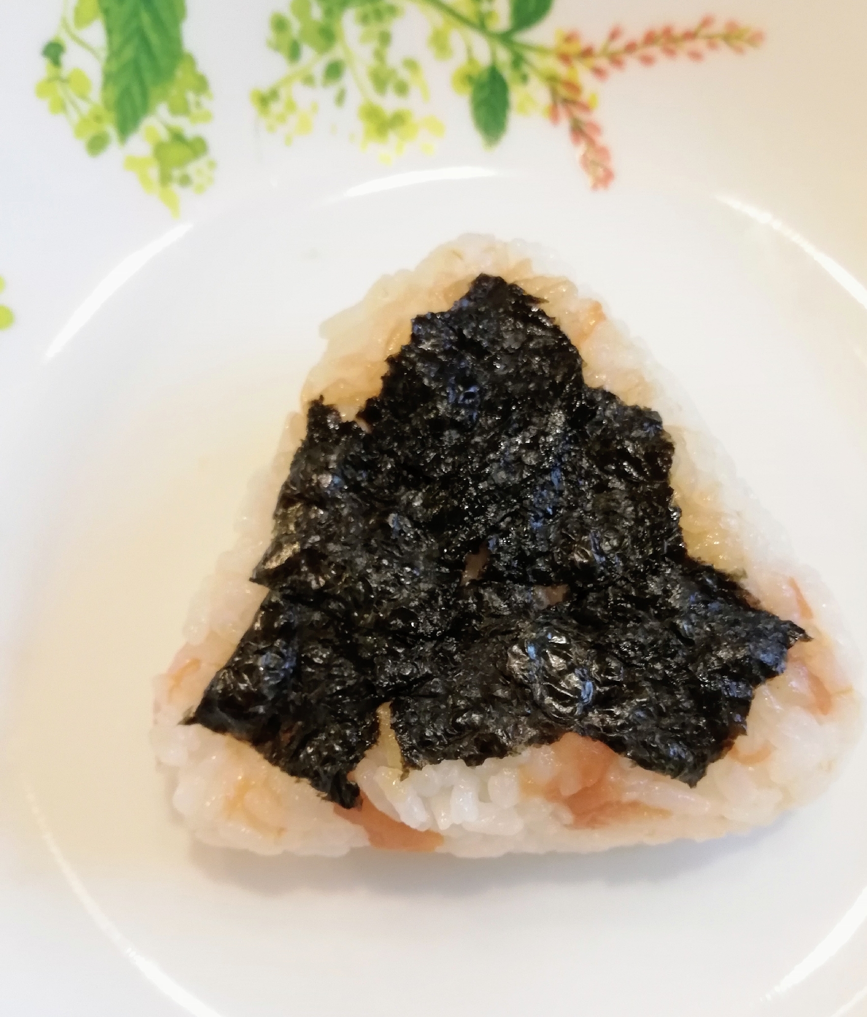 お醤油海苔のおにぎり