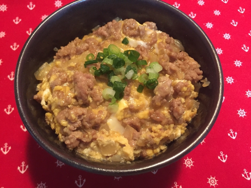 簡単でハマる！卵とじそぼろ丼