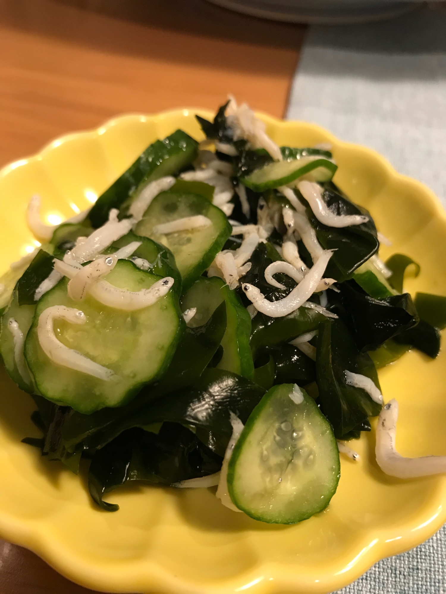 わかめとしらすときゅうりの酢の物