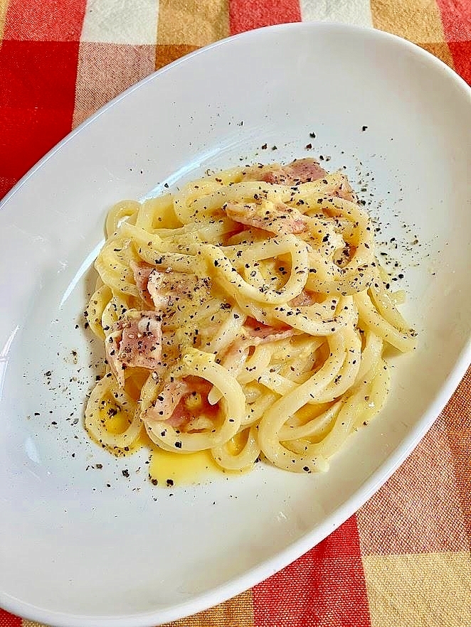 レンジで超簡単！うどんdeカルボナーラ