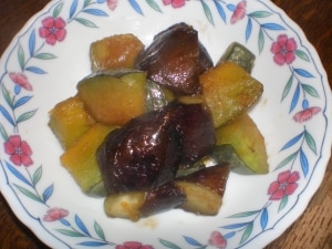かぼちゃとなす Pumpkin and eggplant. A unique recipe for making side dishes