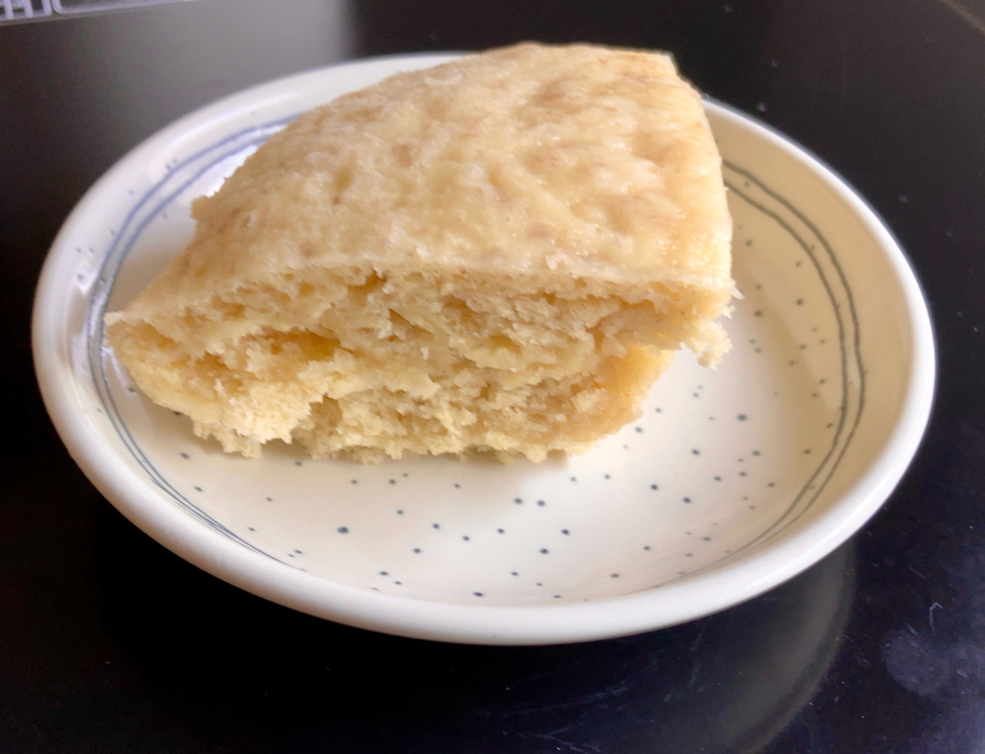 ホットケーキミックスで作る［バナナ蒸しパン］