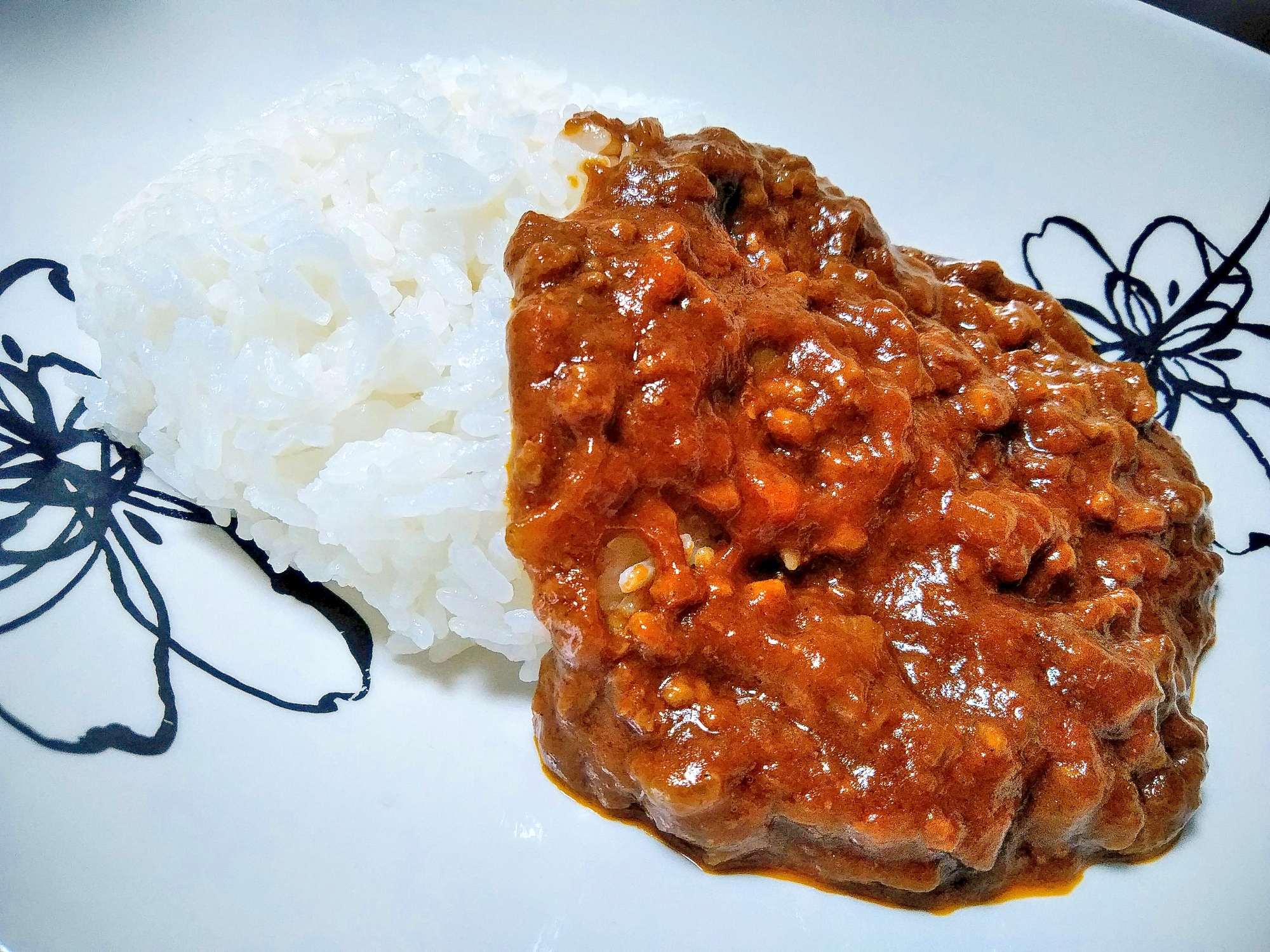 時短！市販のミートソースでキーマカレー