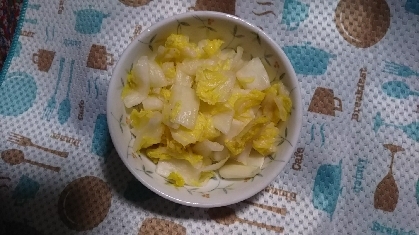 お弁当にも！ほったらかしでおいしく白菜の塩揉み