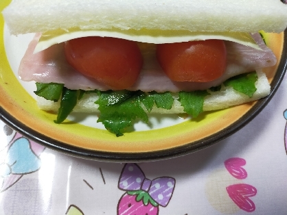 ハム野菜サンドイッチෆ˚*⭐️⭐️