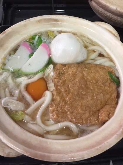 身体の芯からポッカポカ！　お餅入り鍋焼きうどん