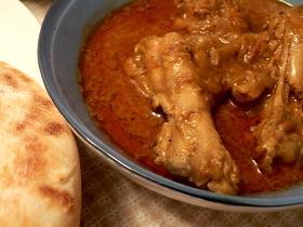 エスニックなチキンカレー（パタックス使用）