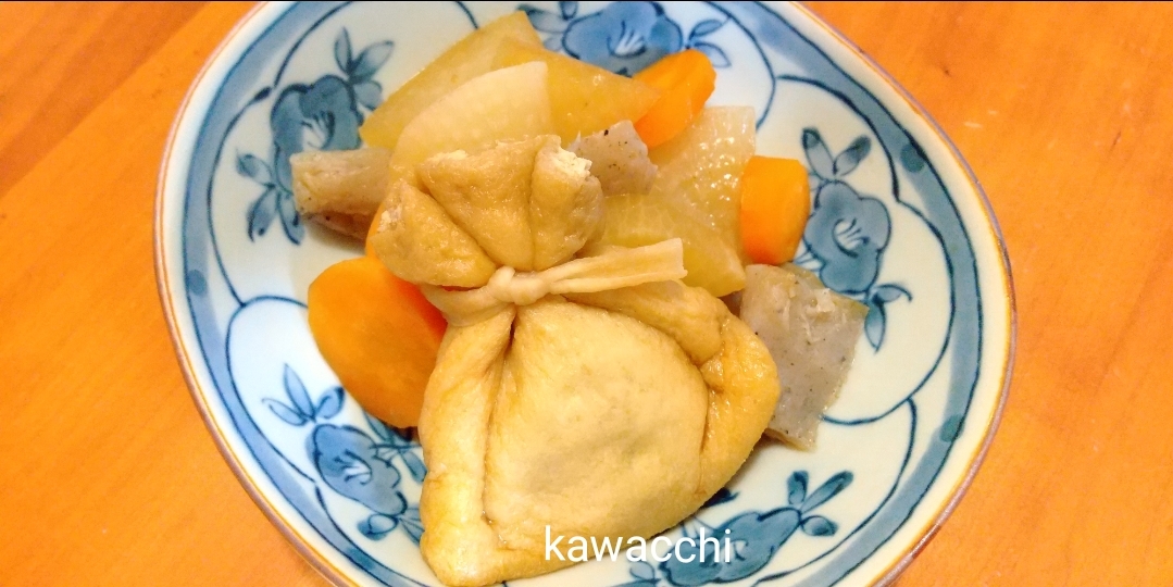 大根とにんじん、きんちゃくの煮物