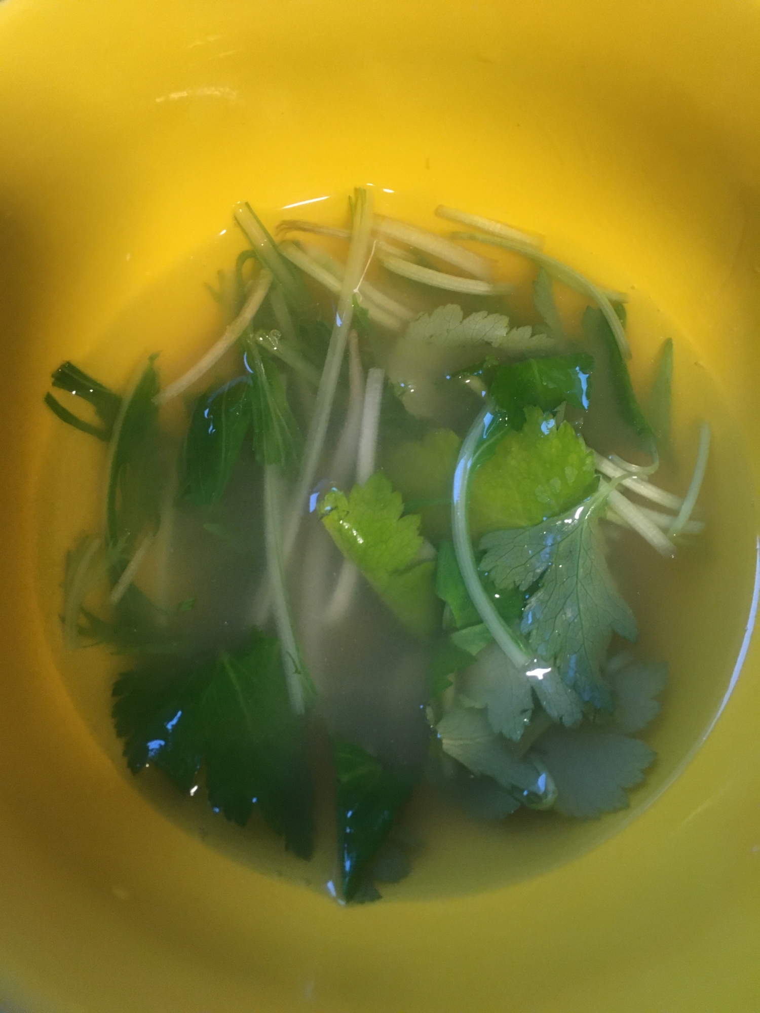 水菜と三つ葉の味噌汁