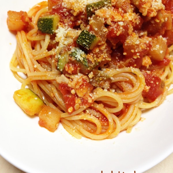 ズッキーニと大根と鶏ミンチのトマトソースパスタ レシピ 作り方 By Colokitchen 楽天レシピ ズッキーニと大根と鶏ミンチのトマトソースパスタ レシピ 作り方 By Colokitchen 楽天レシピ
