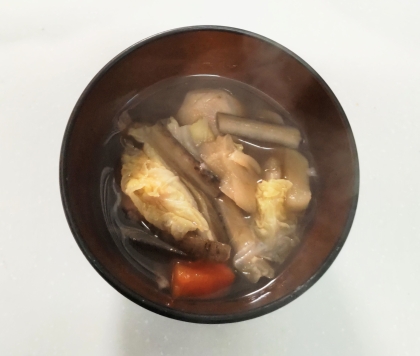 家の里芋が寒さで傷む前にこちら♪寒い日に野菜たっぷりのお汁温まりとてもおいしかったです☘️屋根からの落雪が怖いです(泣)良い夜を(⁠◍⁠•⁠ᴗ⁠•⁠◍⁠)