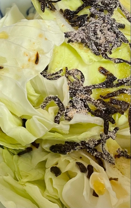 キャベツのあっさりごま塩昆布和え