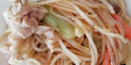 冷蔵庫の野菜を使って焼きビーフン