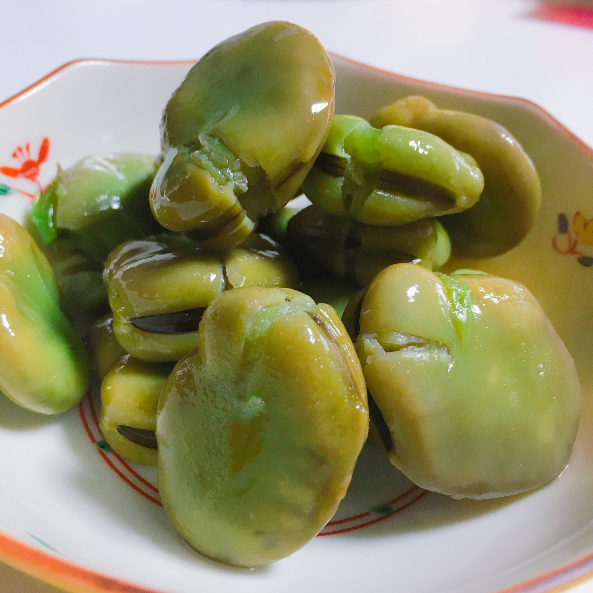 大量のそら豆の煮辛煮♪