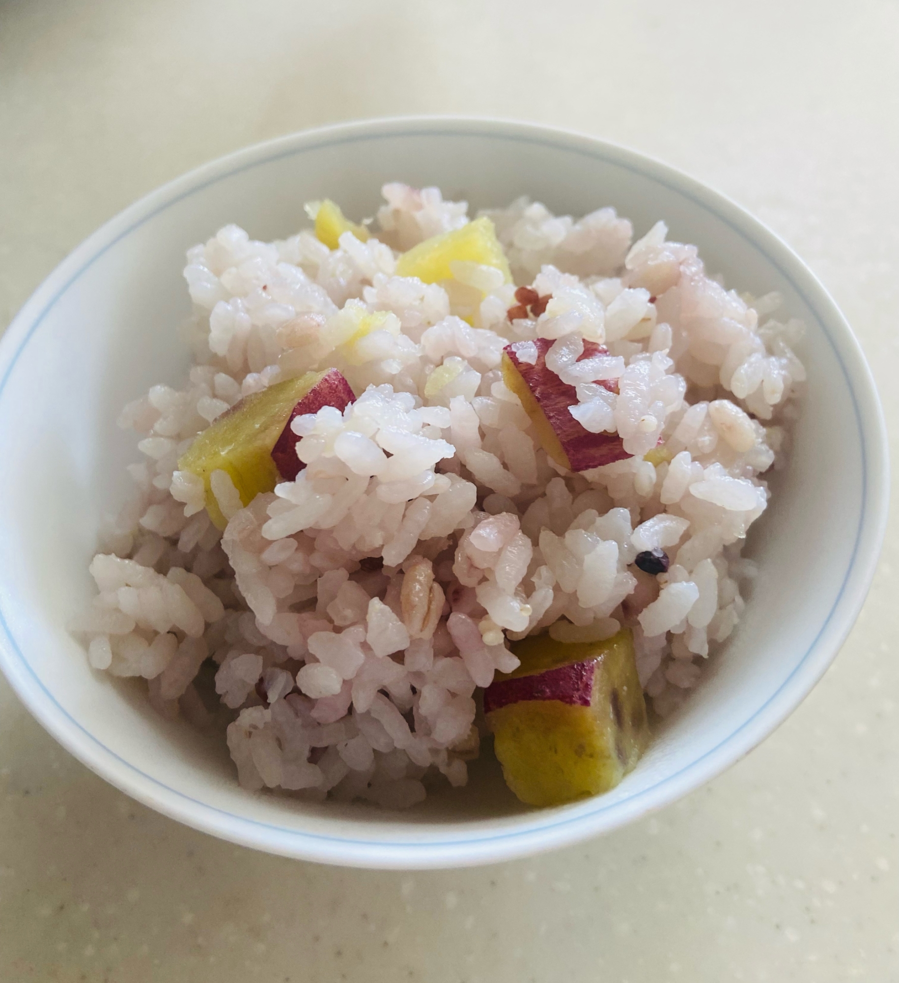 女子は大好き！雑穀さつまいもご飯^ ^