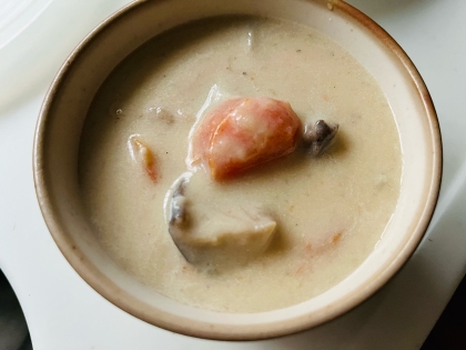 やわらか鶏むね肉でクリームシチュー