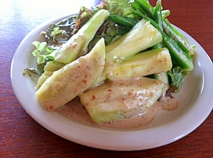 蒸しなすの胡麻ドレッシングかけ